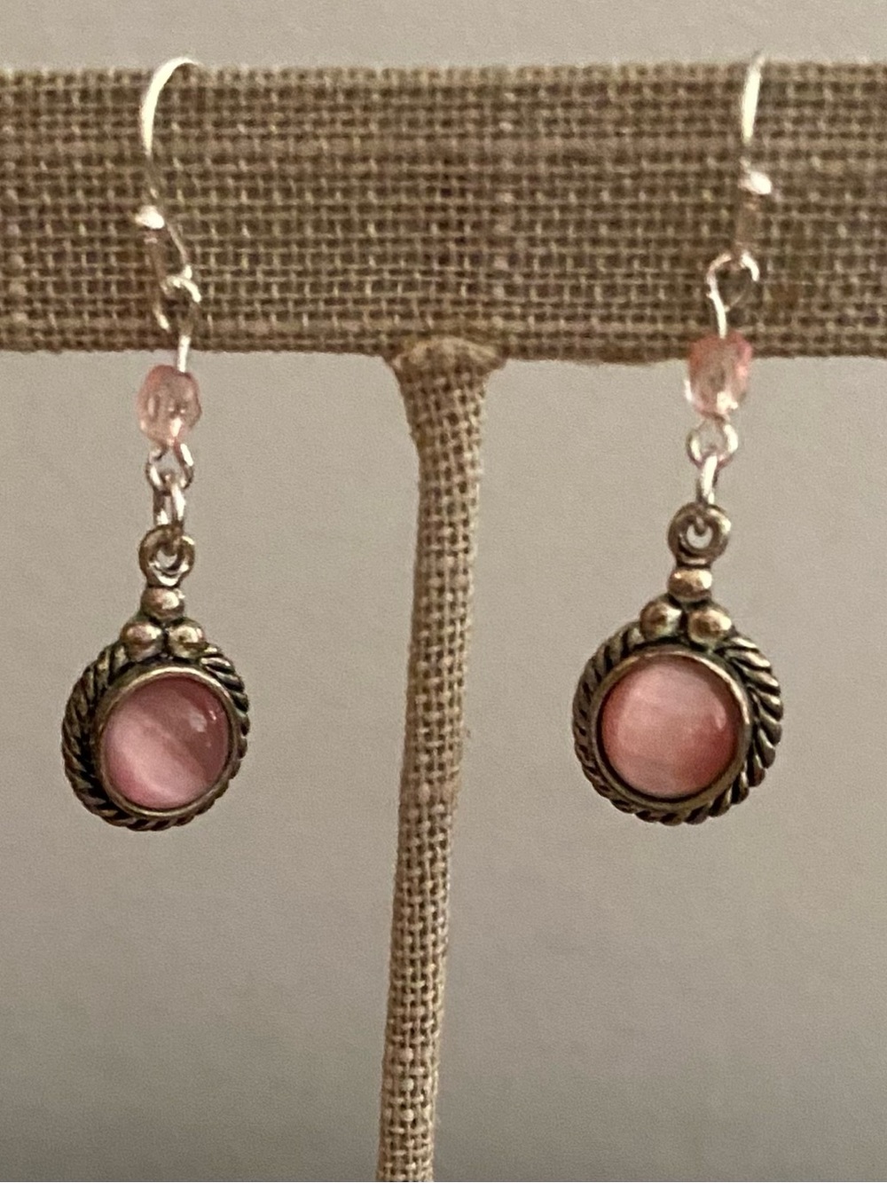 Vintage Pretty Cat’s Eye dangle earrings